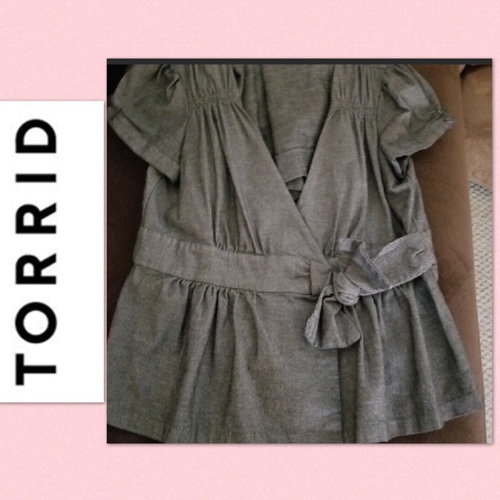 Torrid side tie jacket - Size 3